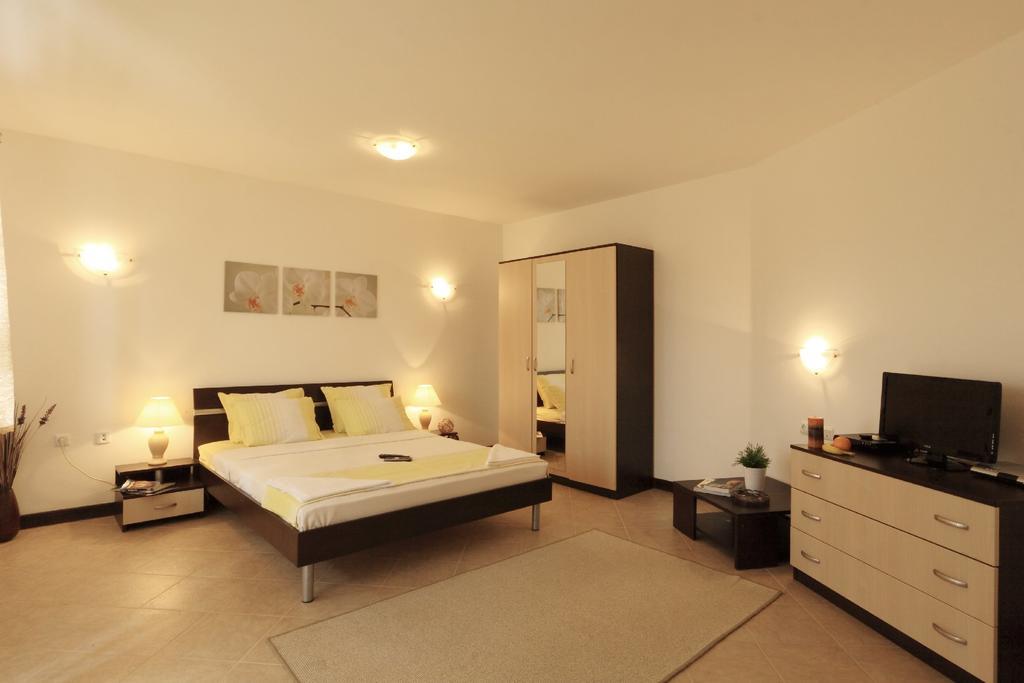Pearl Apartments Sozopol Exteriör bild